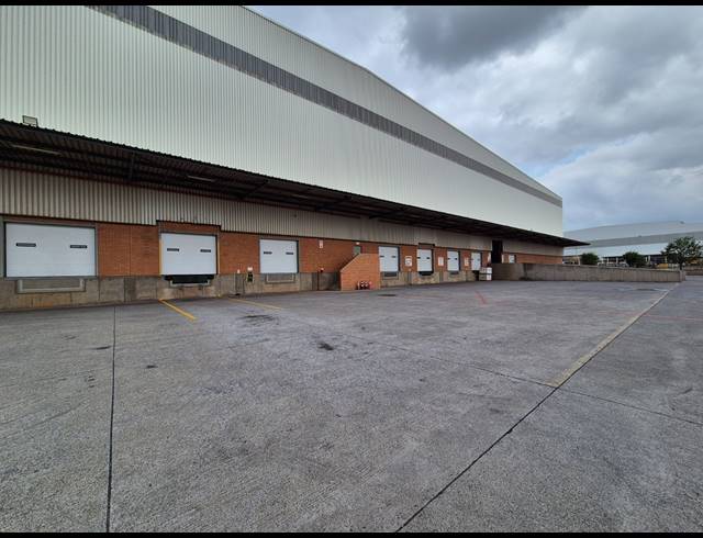 21,490M² WAREHOUSE TO LET IN GOSFORTH PARK